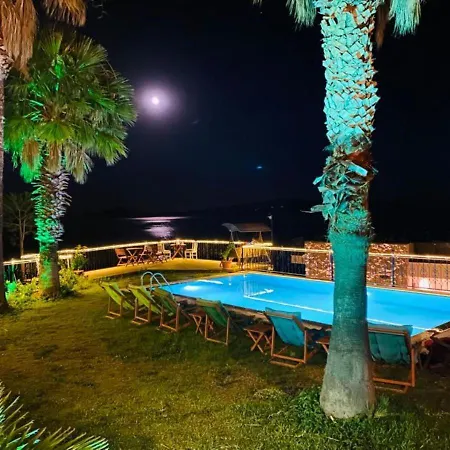 Carla Ξενοδοχείο